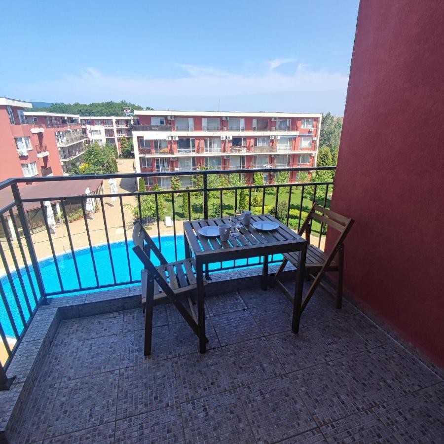 Holiday Fort Golf Club - Premium Apartments ซันนีบีช ภายนอก รูปภาพ