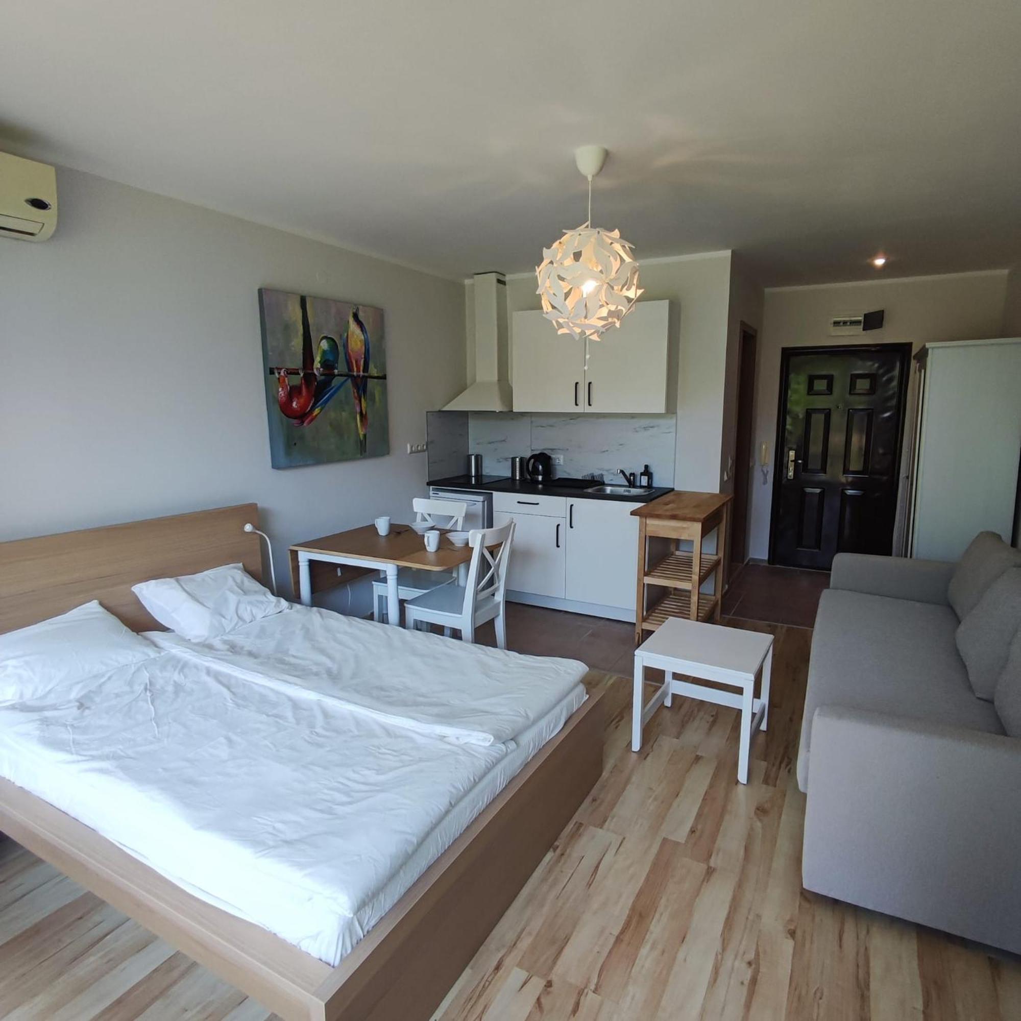 Holiday Fort Golf Club - Premium Apartments ซันนีบีช ภายนอก รูปภาพ