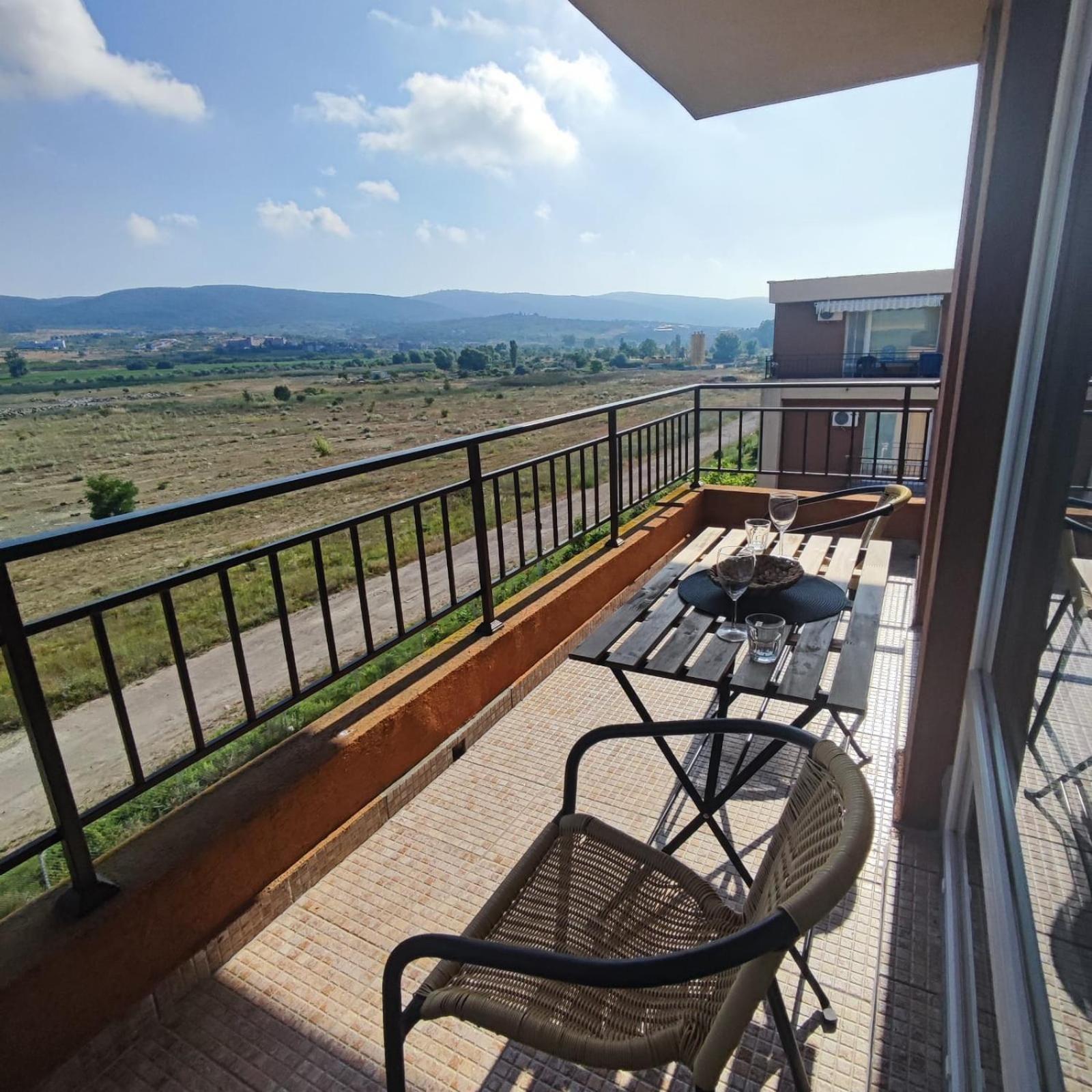 Holiday Fort Golf Club - Premium Apartments ซันนีบีช ภายนอก รูปภาพ