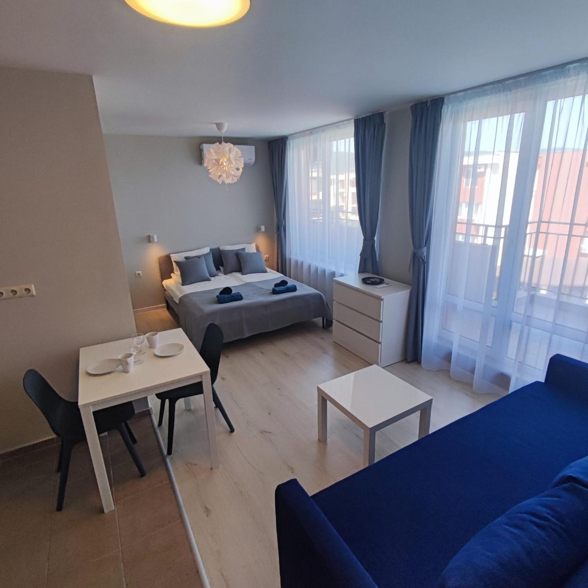 Holiday Fort Golf Club - Premium Apartments ซันนีบีช ภายนอก รูปภาพ